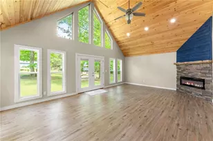 7095 Cogburn Rd, Cumming, GA 30028 - Photo 15