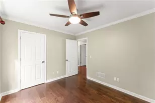 7095 Cogburn Rd, Cumming, GA 30028 - Photo 27