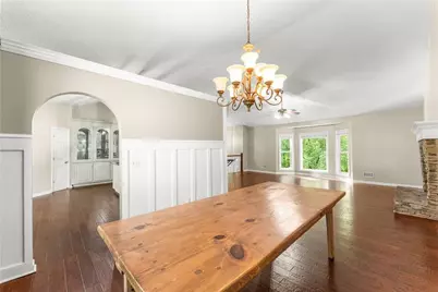 7095 Cogburn Road, Cumming, GA 30028 - Photo 9
