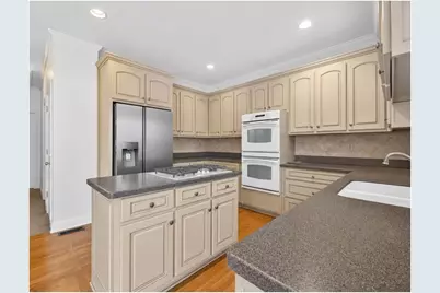 4605 Lakeview Lane, Gainesville, GA 30504 - Photo 11