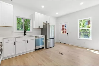 386 Mathewson Place SW, Atlanta, GA 30310 - Photo 11