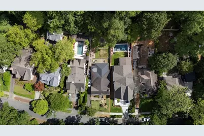 777 Brookridge Drive NE, Atlanta, GA 30306 - Photo 29
