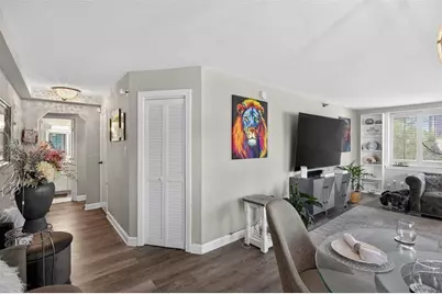 2479 Peachtree Road NE #214, Atlanta, GA 30305 - Photo 3