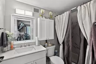 2479 Peachtree Rd NE, Atlanta, GA 30305 - Photo 15