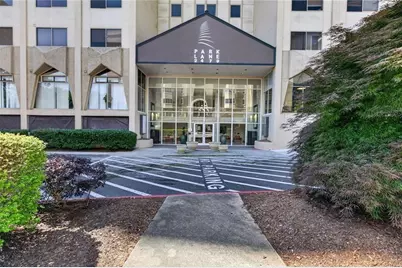 2479 Peachtree Road NE #214, Atlanta, GA 30305 - Photo 21