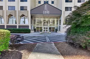 2479 Peachtree Rd NE, Atlanta, GA 30305 - Photo 21