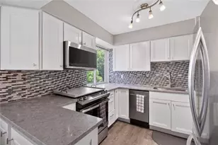 2479 Peachtree Rd NE, Atlanta, GA 30305 - Photo 19