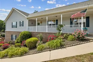 4022 Lyman Way, Gainesville, GA 30507 - Photo 3