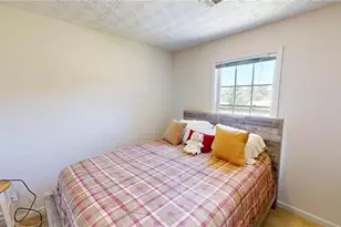 100 Hawthorn Dr, Carrollton, GA 30116 - Photo 19