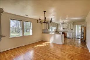 10 Wolfskin Rd, Arnoldsville, GA 30619 - Photo 9