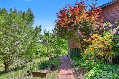 306 Frontier Road, Tiger, GA 30576 - Photo 5