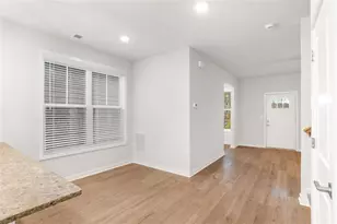 320 Dempsey Dr, Fayetteville, GA 30214 - Photo 13