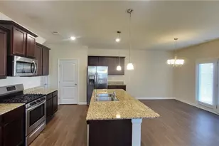 203 Ivey Hollow Cir, Dawsonville, GA 30534 - Photo 3