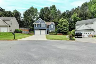 5278 Underhill Ln, Sugar Hill, GA 30518 - Photo 3