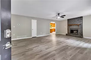 30 Laurie Ln, Covington, GA 30016 - Photo 7
