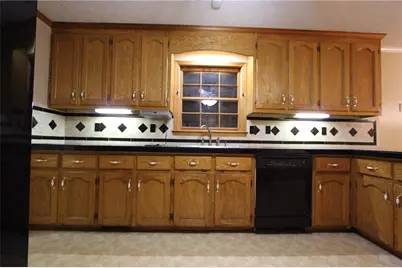818 Springlake Road, Lawrenceville, GA 30045 - Photo 7