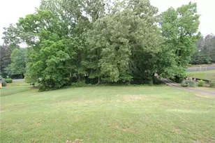 818 Springlake Rd, Lawrenceville, GA 30045 - Photo 23