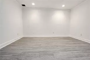 818 Springlake Rd, Lawrenceville, GA 30045 - Photo 27