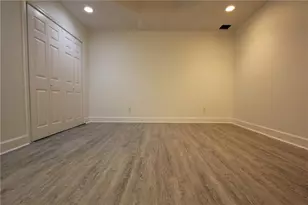 818 Springlake Rd, Lawrenceville, GA 30045 - Photo 31
