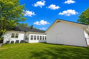 818 Springlake Rd, Lawrenceville, GA 30045 - Photo 53