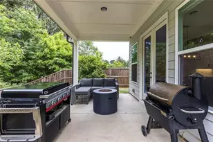 2078 Drew Dr, Atlanta, GA 30318 - Photo 25