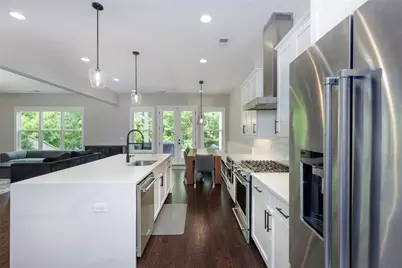2078 Drew Drive, Atlanta, GA 30318 - Photo 11