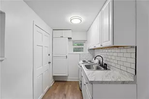 2526 Semmes St, Atlanta, GA 30344 - Photo 5