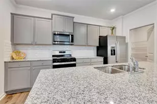 7730 Demeter Dr, Fairburn, GA 30213 - Photo 15