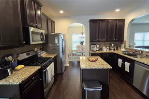 14 Madrid Ave, Newnan, GA 30263 - Photo 3