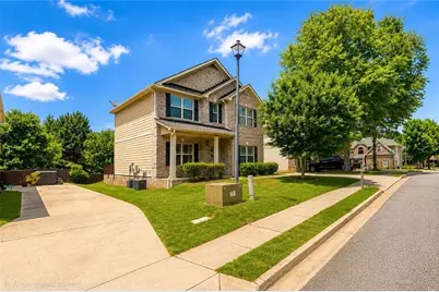 14 Madrid Avenue, Newnan, GA 30263 - Photo 1