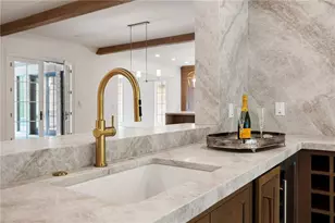 95 Blackland Rd NW, Atlanta, GA 30342 - Photo 17