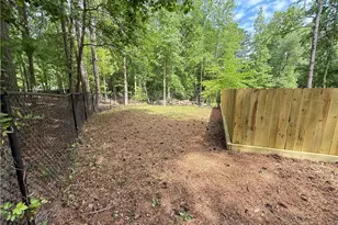 4707 Hilltop Dr NW, Acworth, GA 30101 - Photo 29
