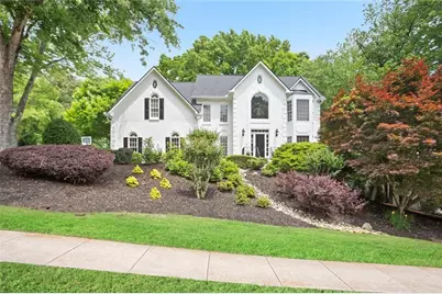 302 Barclay Place, Woodstock, GA 30189 - Photo 3