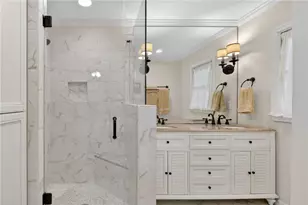 530 Forest Hills Dr, Atlanta, GA 30342 - Photo 13