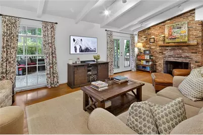 530 Forest Hills Drive, Atlanta, GA 30342 - Photo 5