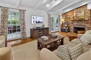 530 Forest Hills Dr, Atlanta, GA 30342 - Photo 5