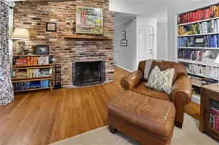 530 Forest Hills Dr, Atlanta, GA 30342 - Photo 7