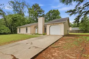608 Crestmont Ct, Jonesboro, GA 30238 - Photo 3