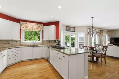655 Sweet Stream Trace, Johns Creek, GA 30097 - Photo 13