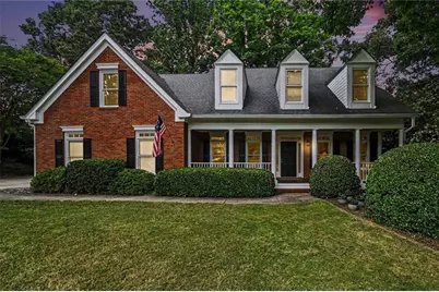 2737 Duncans View Trace NE, Buford, GA 30519 - Photo 5