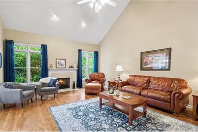 2737 Duncans View Trace NE, Buford, GA 30519 - Photo 19