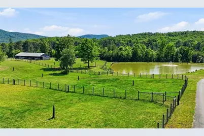 445 E Valley Road NE, Rydal, GA 30171 - Photo 81