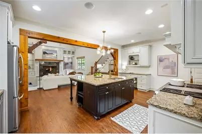 279 Lakeview Avenue NE, Atlanta, GA 30305 - Photo 17