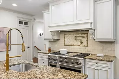 279 Lakeview Avenue NE, Atlanta, GA 30305 - Photo 13