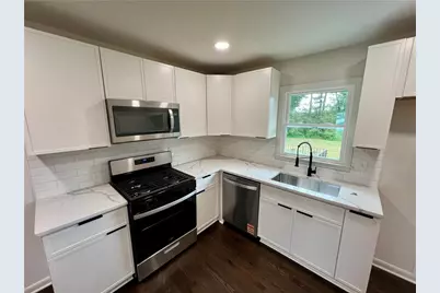 2649 Oak Circle, Ellenwood, GA 30294 - Photo 11