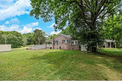 1953 Powder Springs Road SW, Marietta, GA 30064 - Photo 15