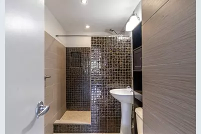 2285 Peachtree Road NE #703, Atlanta, GA 30309 - Photo 17