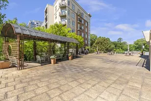 2285 Peachtree Rd NE, Atlanta, GA 30309 - Photo 23