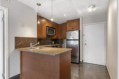 2285 Peachtree Road NE #703, Atlanta, GA 30309 - Photo 5