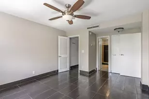 2285 Peachtree Rd NE, Atlanta, GA 30309 - Photo 17